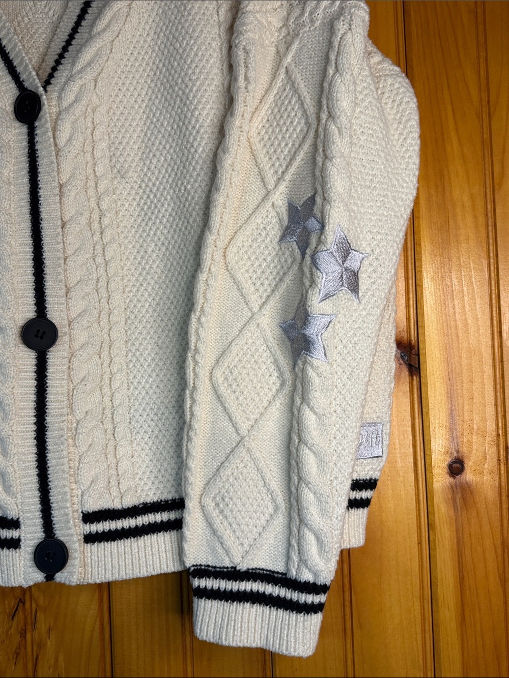 Taylor Swift Folklore Cream Cable Knit Cardigan with Navy Trim - Picture 6 of 9